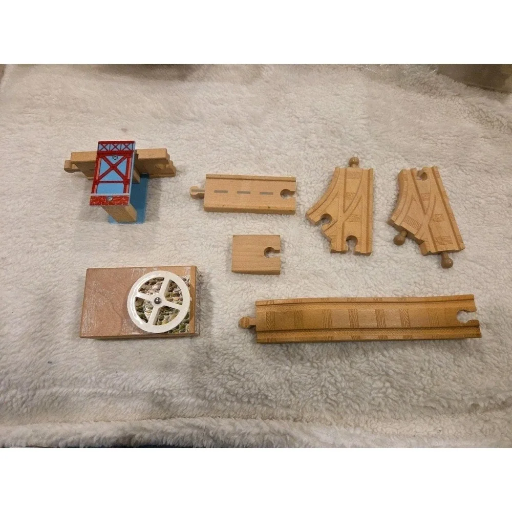 Thomas & Friends Wooden Train Track Assorted‎ 8 Piece Lot - Brio Compatible